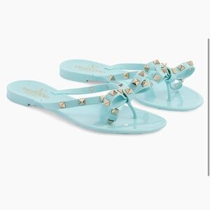 🚨🚨 Valentino Garavani Blue Studded Jelly Sandals 
WORN ONCE 🩴 🚨🚨